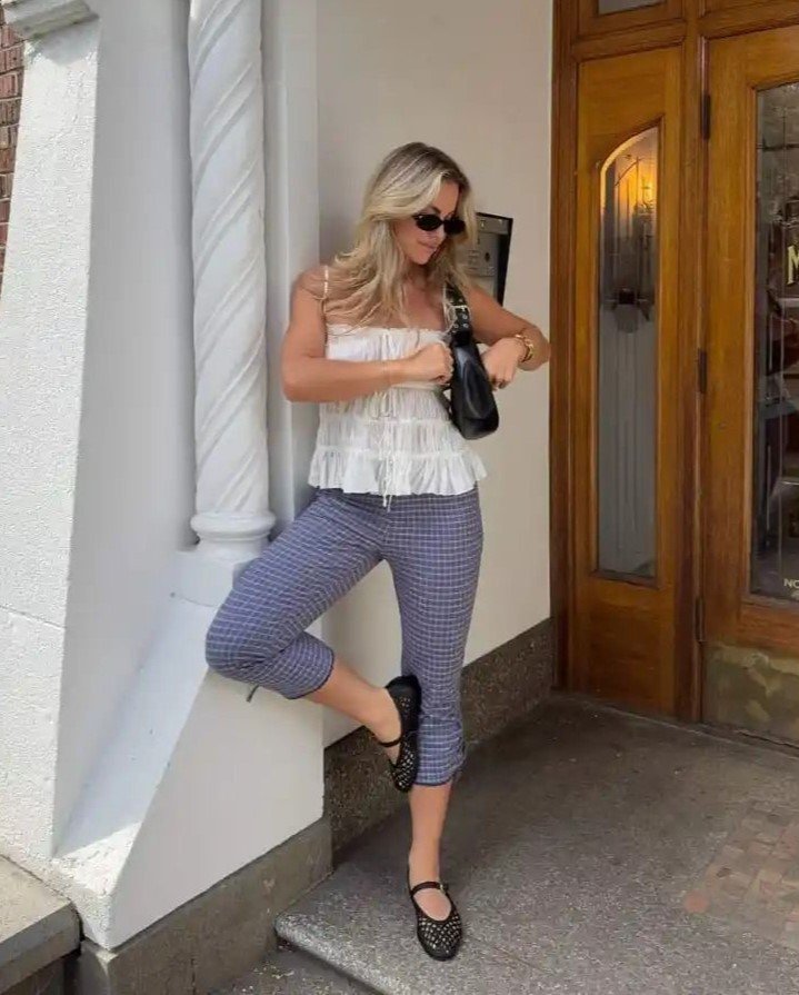Ruffled Top Plaid Capri Flats